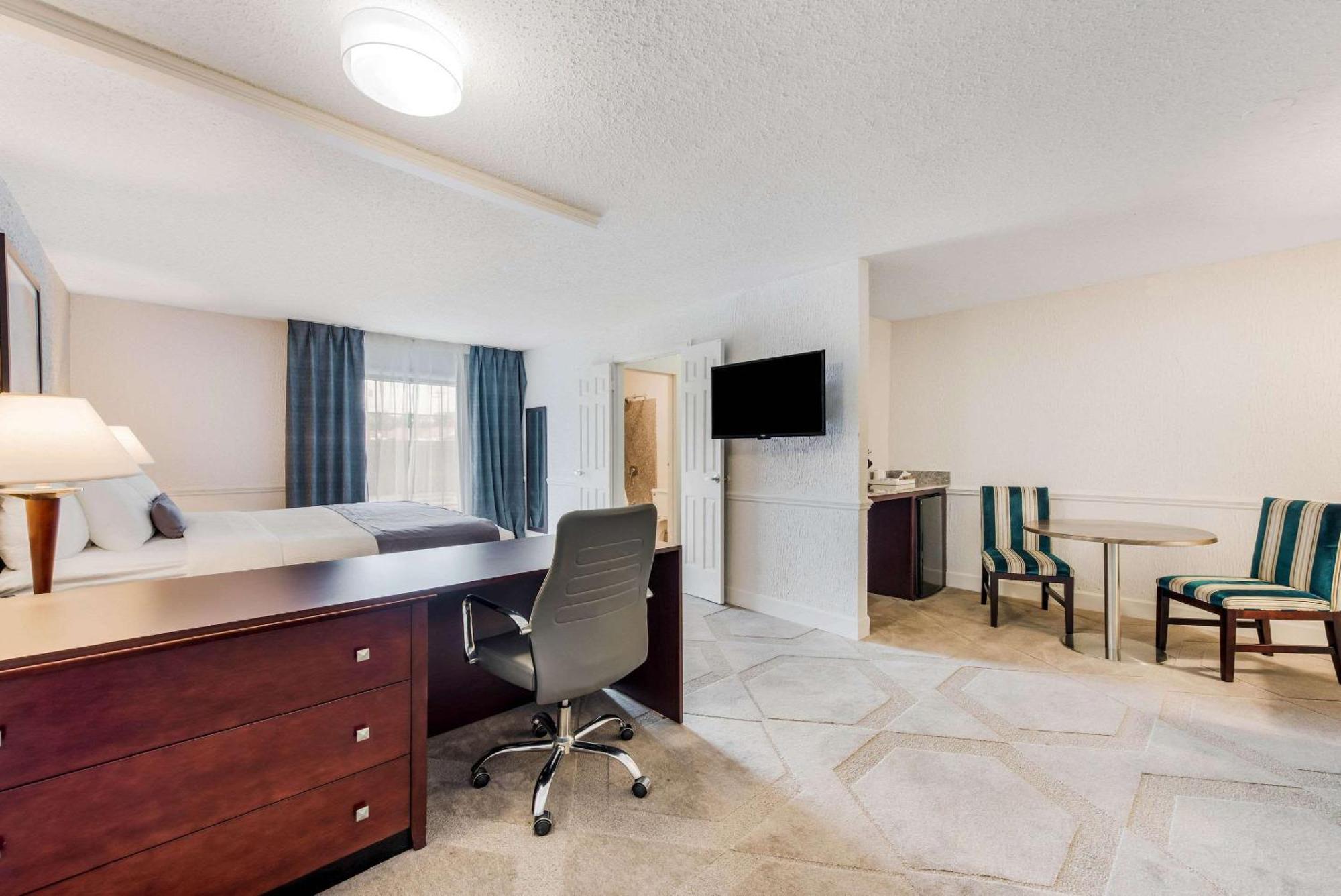 The Blu Hotel Blue Ash Cincinnati, Ascend Hotel Collection Esterno foto