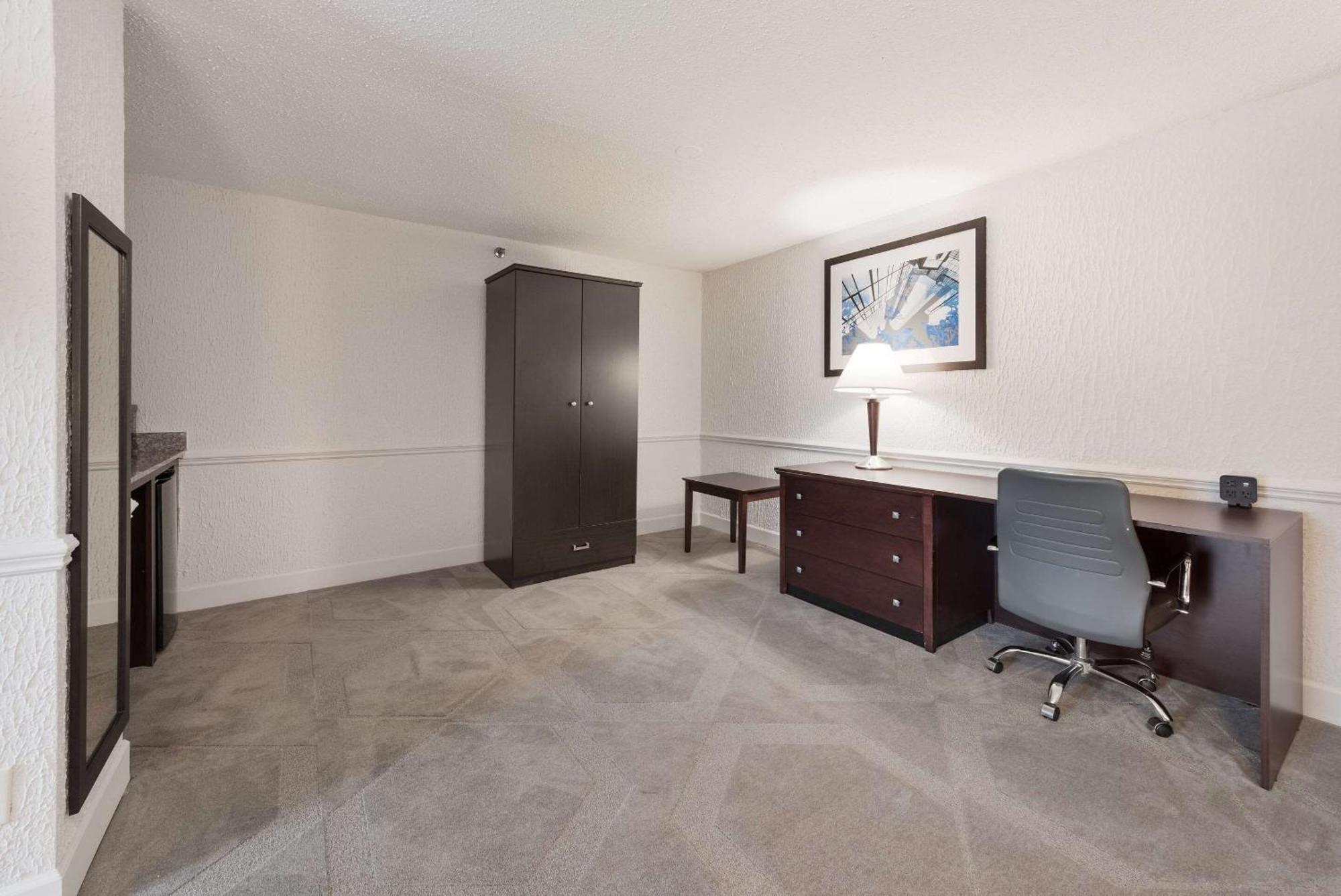 The Blu Hotel Blue Ash Cincinnati, Ascend Hotel Collection Esterno foto